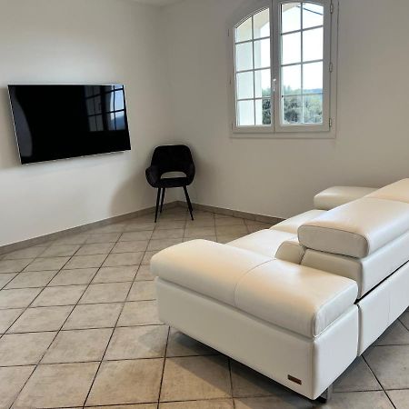 Appartement Haut De Villa Ла Валет-дю-Вар Екстериор снимка