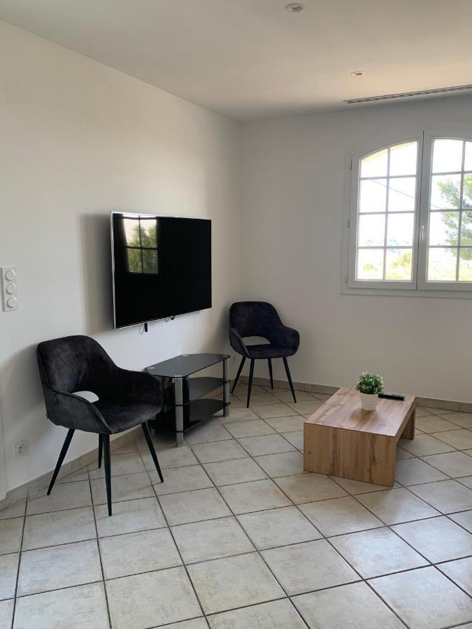 Appartement Haut De Villa Ла Валет-дю-Вар Екстериор снимка